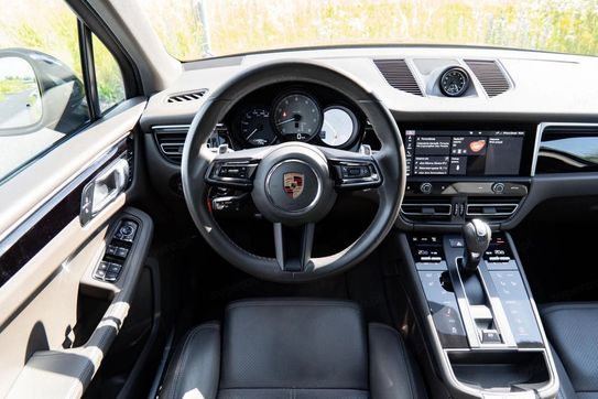 Porsche Macan S