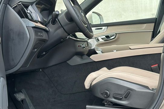 Volvo XC90 T8 AWD Plug-In Hybrid Ultra Bright 7os aut