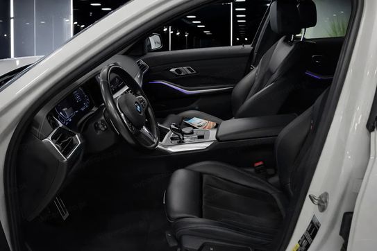 BMW Seria 3 Touring 330e xDrive M Sport