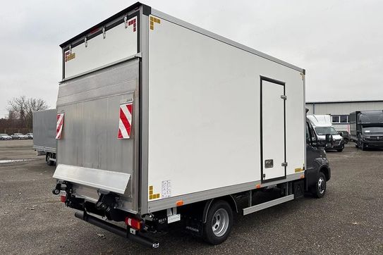 Iveco Daily 50C18 Hi-Matic Kontener 8EP + Winda
