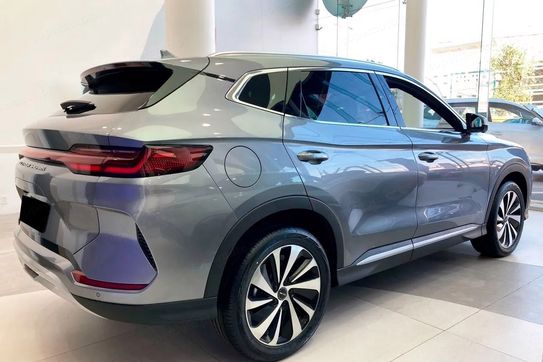 BYD Seal U DM-i  Design AWD