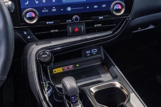 Lexus NX 450h Omotenashi AWD