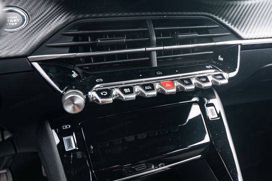 Peugeot 2008 Allure e-DCS 1.2 mHEV