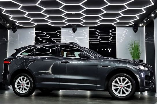 Jaguar F-Pace 2.0 i4D AWD Prestige aut