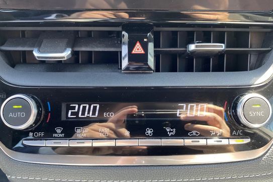 Suzuki Swace 1.8 Hybrid Elegance CVT