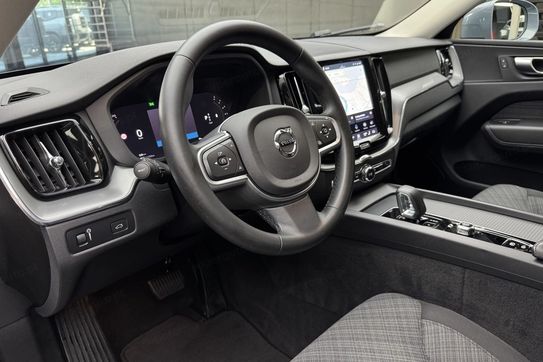 Volvo XC60 B4 D AWD Momentum Pro