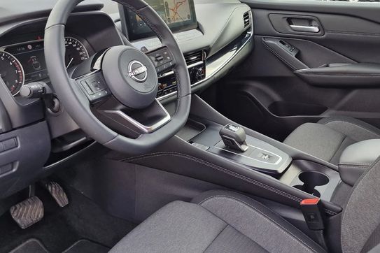 Nissan Qashqai 1.3 DIG-T N-Connecta Xtronic