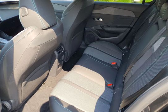 Peugeot 308 PureTech Allure Pack S&S EAT8