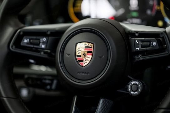 Porsche Panamera 4 E-Hybrid