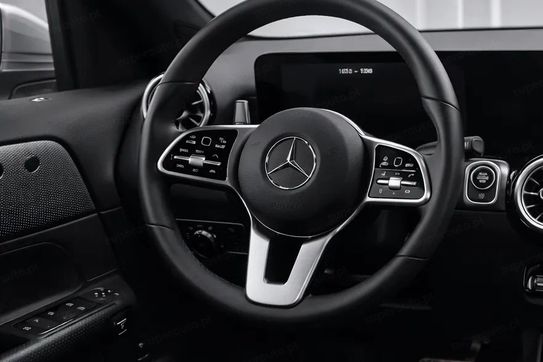 Mercedes GLB 200 7G-DCT