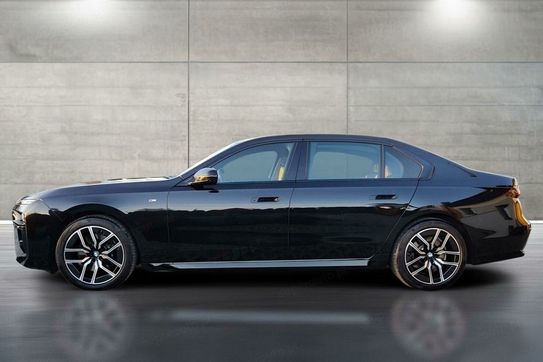 BMW Seria 7 740d xDrive M Sport