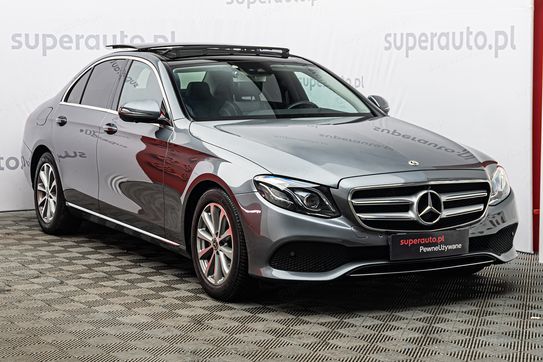 Mercedes Klasa E E 220 d 4-Matic Business Edition 9G-TRONIC