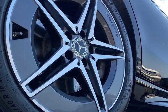 Mercedes Klasa C 200 4-Matic AMG