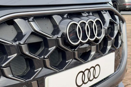 Audi Q5 TDI quattro S line