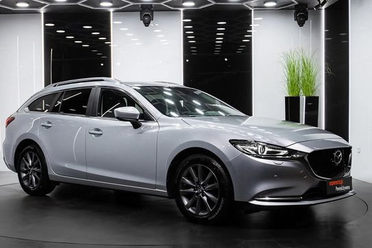 Mazda 6 2.0 Center-Line