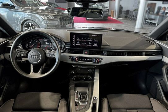 Audi A4 35 TFSI S tronic
