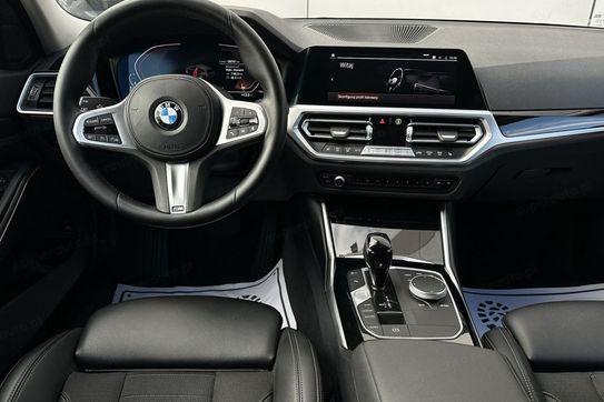 BMW Seria 3 Touring 320d Advantage