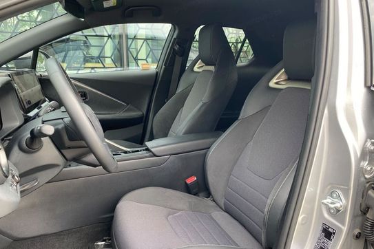 Toyota C-HR 2.0 Hybrid Dynamic Force Executive Awd
