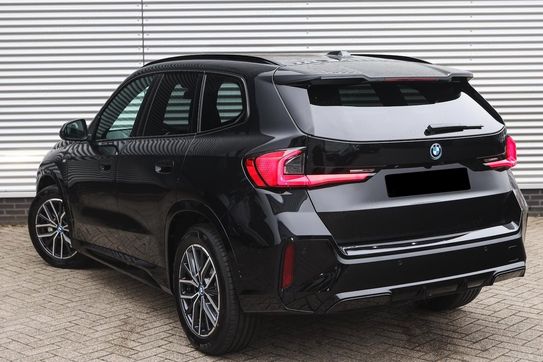 BMW iX1 xDrive30 M Sport