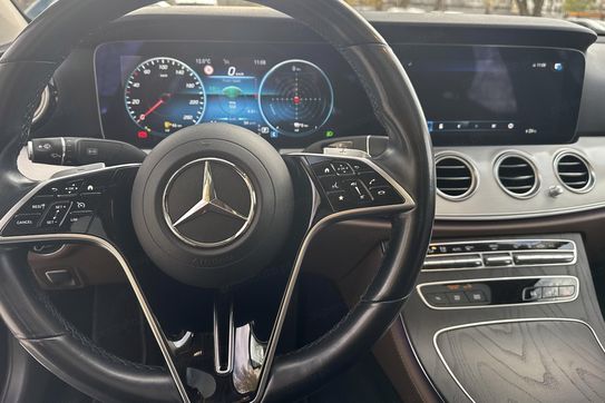 Mercedes Klasa E 300 de Business Edition