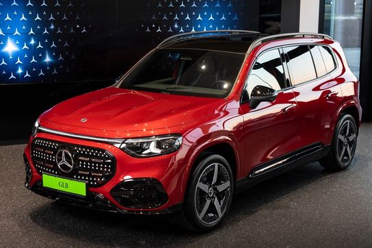Mercedes GLB 250+ AMG Line