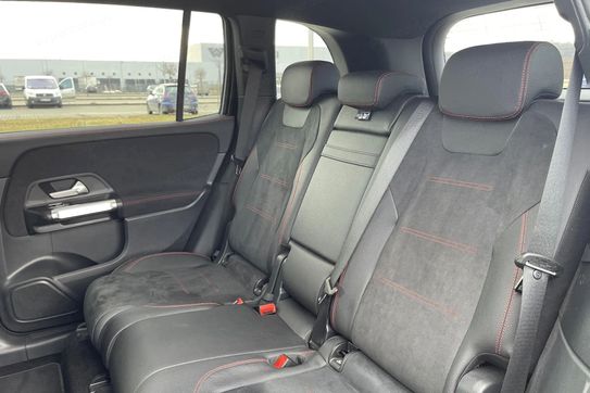 Mercedes GLB 200 d 4-Matic AMG Line 8G-DCT