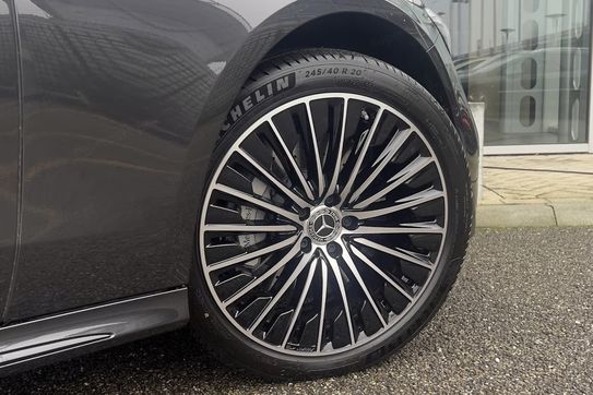 Mercedes E Klasa 200  4-Matic AMG