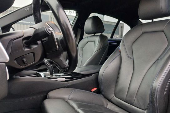 BMW Seria 5 520d xDrive M Sport