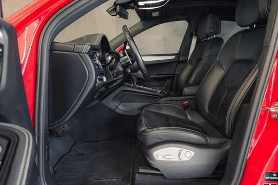 Porsche Macan Macan