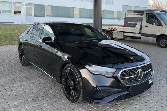 Mercedes E Klasa 220 d  4-Matic AMG