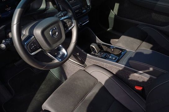 Volvo XC40 B4 Plus Dark aut