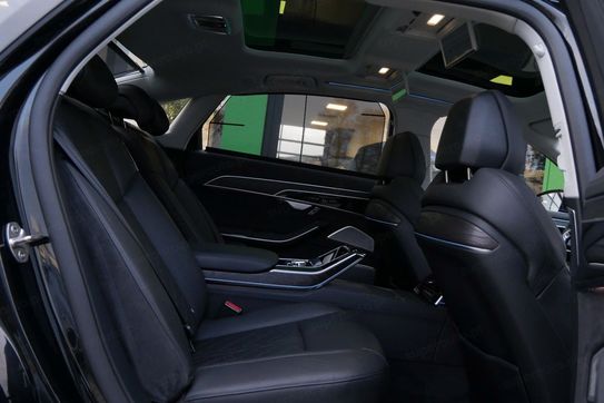 Audi A8 L 60 TFSI e quattro