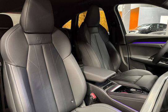 Audi Q5 TDI quattro S line Sportback
