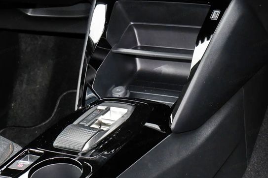 Peugeot 208 Style e-DCS6 1.2 mHEV