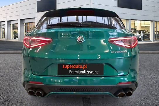 Alfa Romeo Stelvio Bi Turbo V6 Quadrifoglio Q4