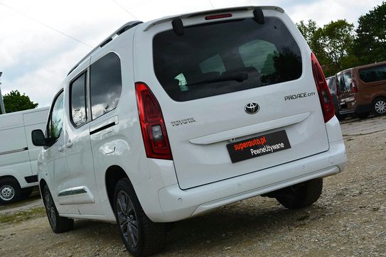 Toyota Proace City Verso Long L2H1 Family