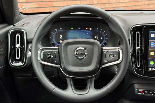 Volvo XC40 B3 Plus Dark