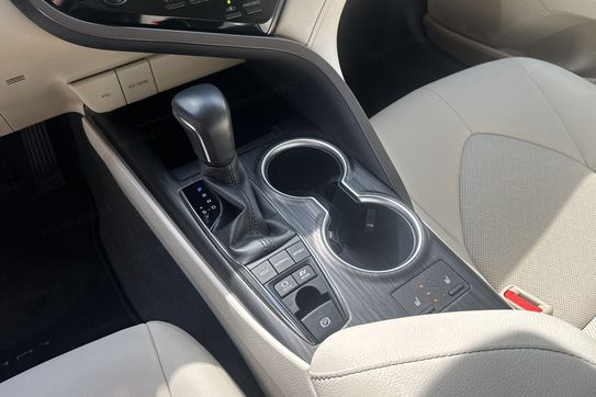 Toyota Camry Executive 2.5 Hybrid  CVT
