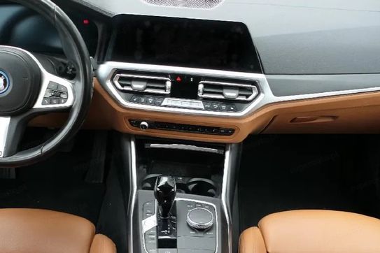 BMW Seria 3 320e Luxury Line