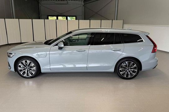 Volvo V60 T6 AWD Plug-In Hybrid Plus Bright