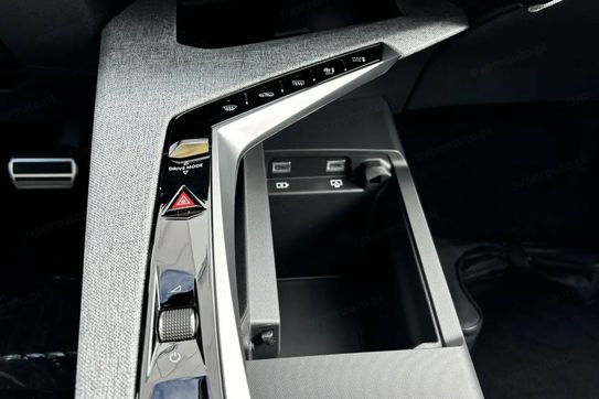 Peugeot 3008 1.2 PureTech mHEV GT e-DCS6