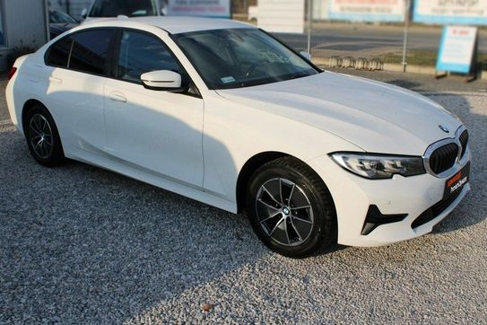 BMW Seria 3 318i