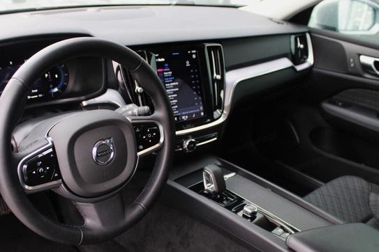 Volvo V60 Cross Country B4 D AWD Core