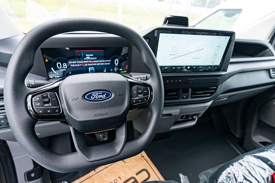 Ford Transit Custom 320 L2H1 Trend A8