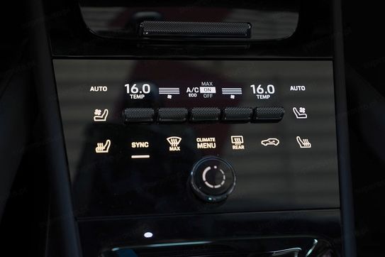 Porsche Cayenne Coupe Black Edition