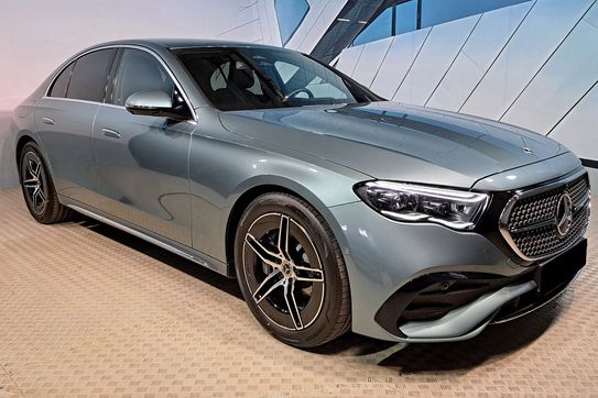 Mercedes Klasa E 220 d  4-Matic AMG