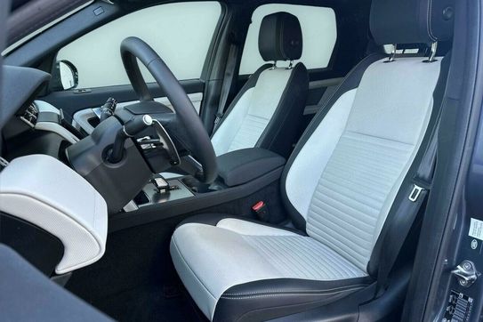 Land Rover Discovery Sport D200 Dynamic SE