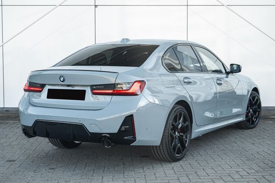 BMW Seria 3 330i xDrive M Sport