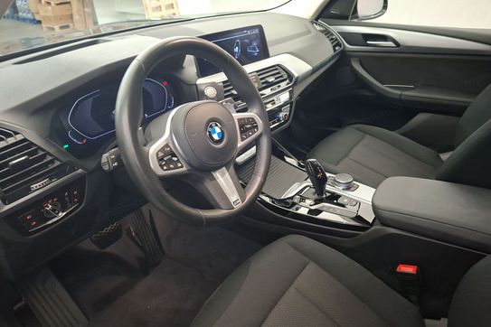 BMW X3 xDrive30i Advantage