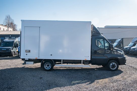 Iveco Daily 50C18 Hi-Matic Kontener 8EP + Winda